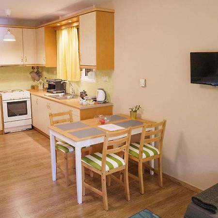 Yiannis Apartments 1 Янина Екстериор снимка