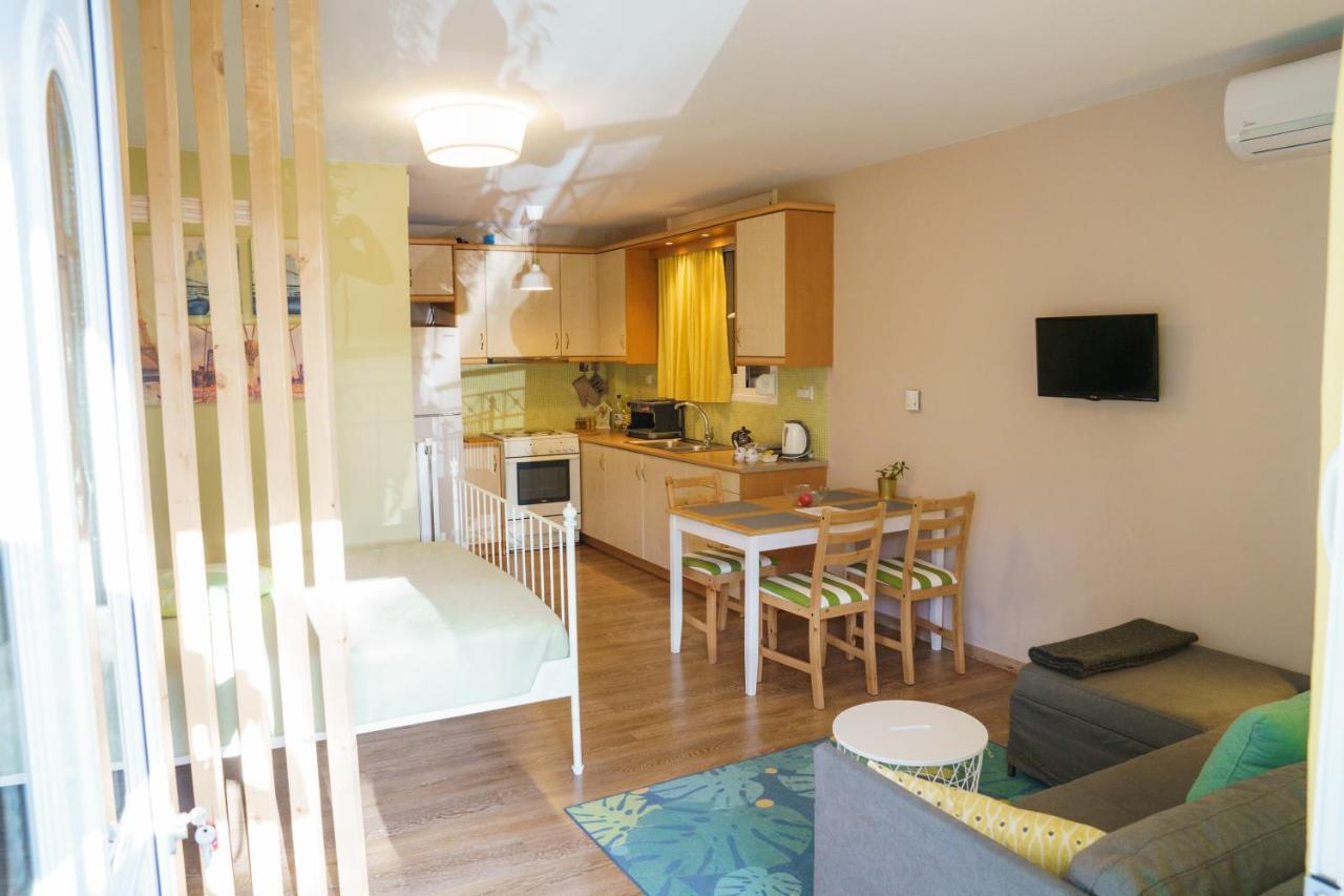 Yiannis Apartments 1 Янина Екстериор снимка