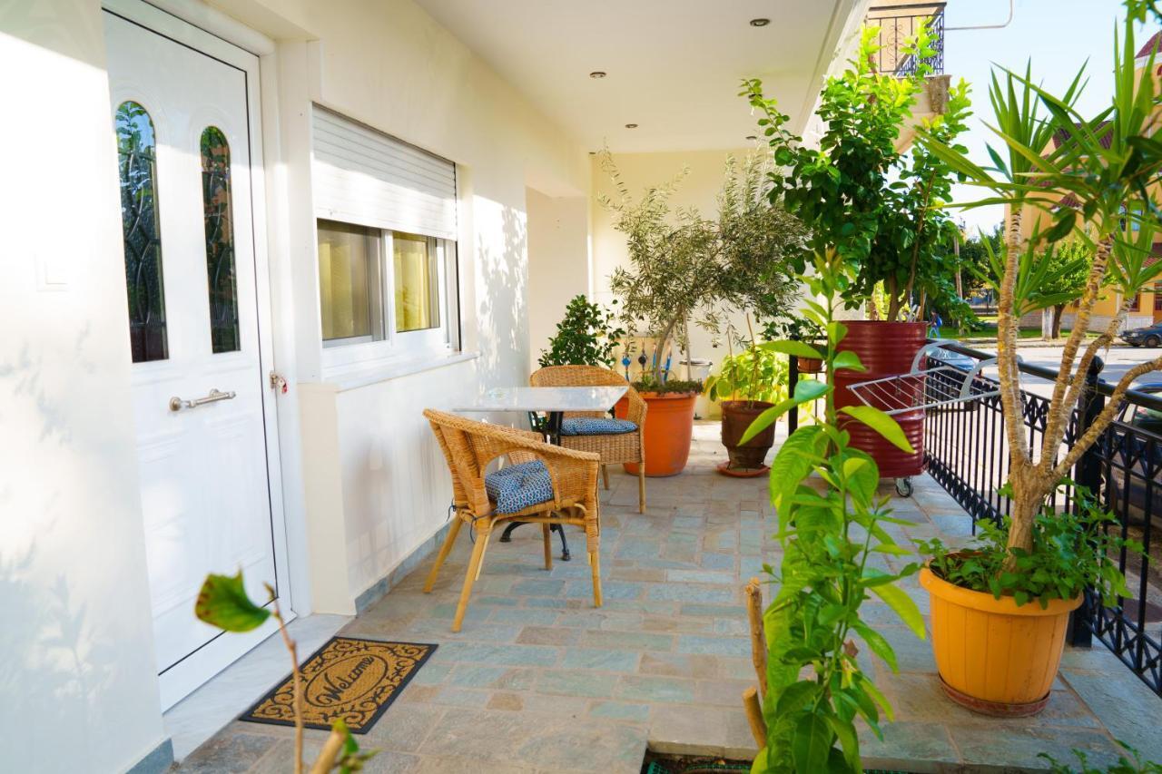 Yiannis Apartments 1 Янина Екстериор снимка