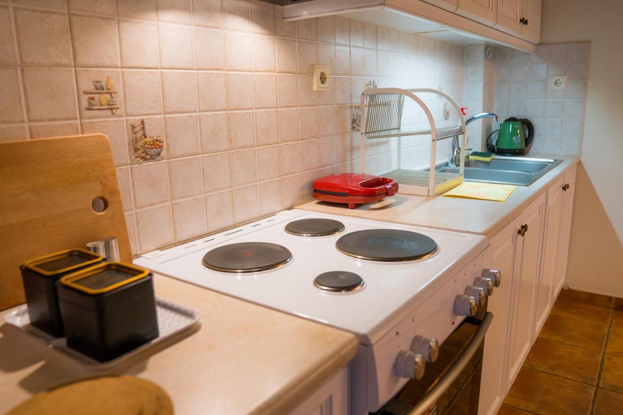 Yiannis Apartments 1 Янина Екстериор снимка